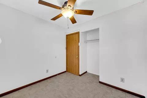 7906 Walnut Ave, Hammond, IN 46324 photo 11