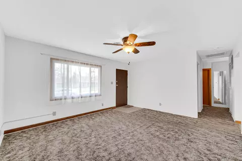 7906 Walnut Ave, Hammond, IN 46324 photo 5