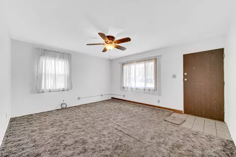 7906 Walnut Ave, Hammond, IN 46324 photo 3