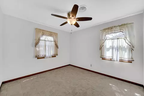 7906 Walnut Ave, Hammond, IN 46324 photo 12