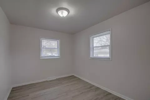 308 Hamlin St, Gary, IN 46406 photo 17