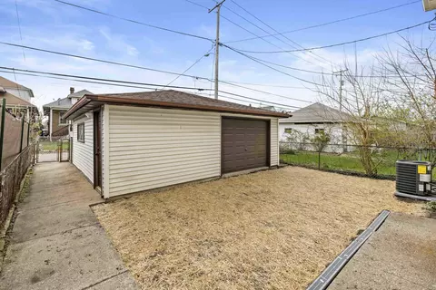 2034 Atchison Ave, Whiting, IN 46394 photo 4