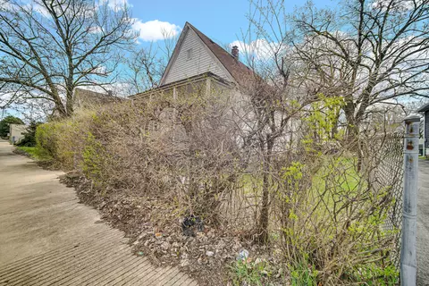 Exterior - 1254 150th St, Hammond, IN 46327 photo 3 of 3