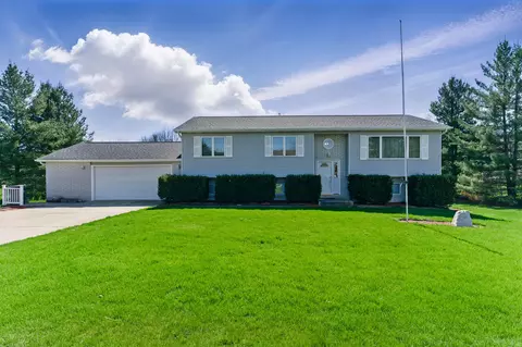 5 S Cherrywood Ln, Valparaiso, IN 46385