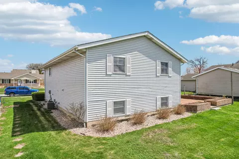 2806 Painted Leaf Dr, Crown Point, IN 46307 photo 52