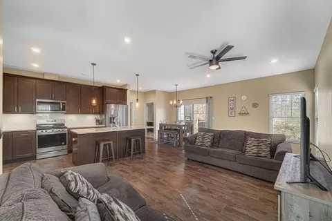 2658 Limestone Ln, Valparaiso, IN 46385 photo 1