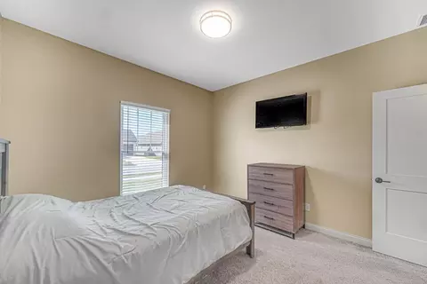 2658 Limestone Ln, Valparaiso, IN 46385 photo 16