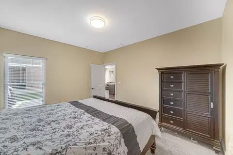 2658 Limestone Ln, Valparaiso, IN 46385 photo 11