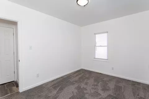 Bedroom - 6550 Miller Ave, Gary, IN 46403 photo 4 of 8