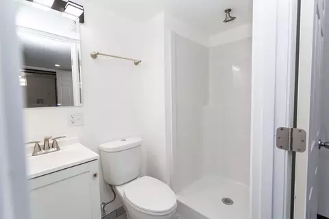Bath - 6550 Miller Ave, Gary, IN 46403 photo 3 of 4