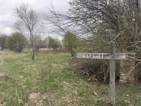 3572 W State Road 10 #LOT 11, Lake Village, IN 46349