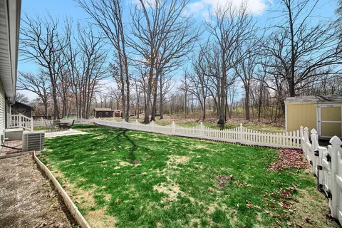 Exterior - 5611 E 1156, De Motte, IN 46310 photo 3 of 6