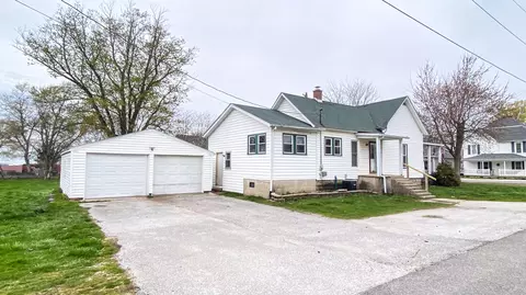 501 W North St, Wolcott, IN 47995