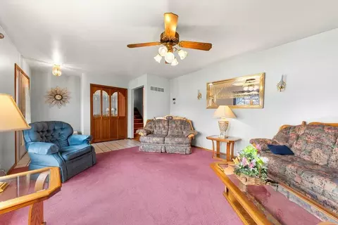 700 N Forest Ave, Griffith, IN 46319 photo 4