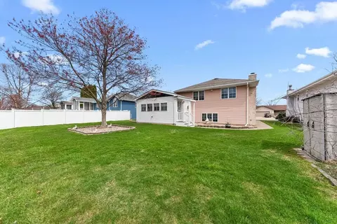 700 N Forest Ave, Griffith, IN 46319 photo 25