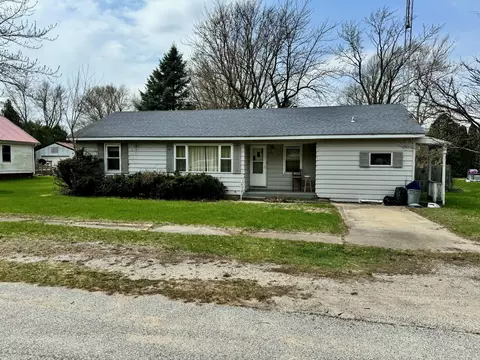205 Broadway St, San Pierre, IN 46374