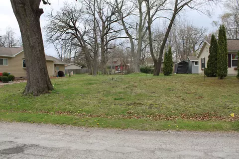 8604 W 139th Ave, Cedar Lake, IN 46303