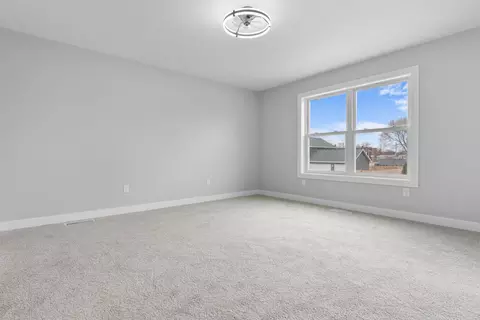 Bedroom - 5212 Torrence Ave, Hammond, IN 46320 photo 3 of 4