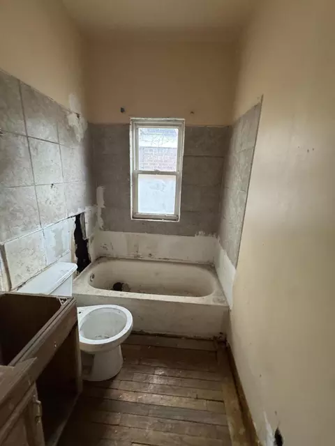 714 Ralston St, Gary, IN 46406 photo 8