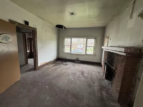 714 Ralston St, Gary, IN 46406 photo 2