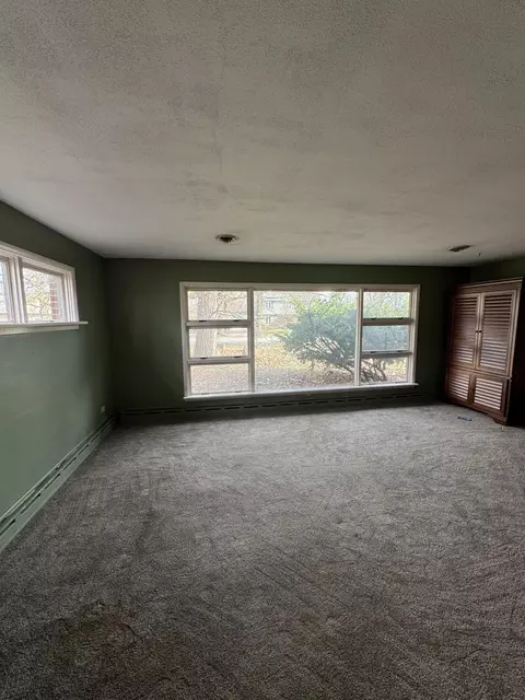 1328 Ridgeway Ave, Munster, IN 46321 photo 3