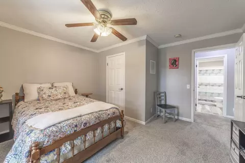 Bedroom - 1040 Elm St, Griffith, IN 46319 photo 3 of 3