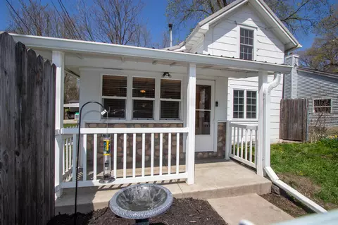 209 W Snyder Rd, Westville, IN 46391