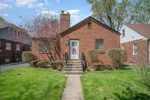 7138 Magoun Ave, Hammond, IN 46324