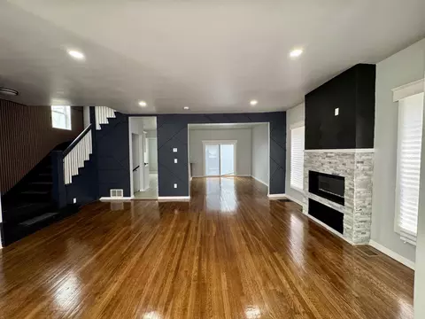 725 Polk St, Gary, IN 46402 photo 7