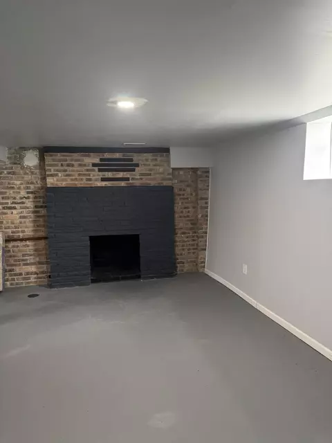 725 Polk St, Gary, IN 46402 photo 24