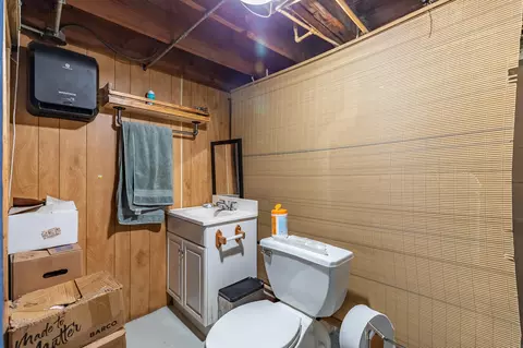 Bath - 522 E Clark St, Crown Point, IN 46307 photo 2 of 2