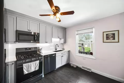931 N Elmer St, Griffith, IN 46319 photo 14