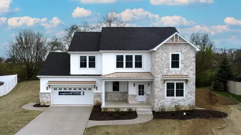 264 Westport Rd, Valparaiso, IN 46385