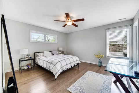 Bedroom - 8012 Beech Ave, Munster, IN 46321 photo 2 of 2