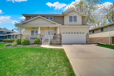 Exterior - 8012 Beech Ave, Munster, IN 46321 photo 1 of 4