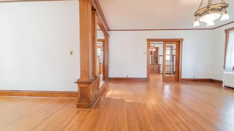 531 E Joliet St, Crown Point, IN 46307 photo 9