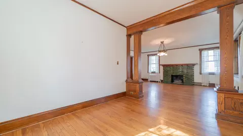 531 E Joliet St, Crown Point, IN 46307 photo 8