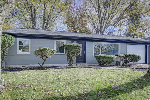 741 Heritage Rd, Valparaiso, IN 46385