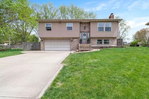 Exterior - 77 Maple Ct, Hebron, IN 46341 photo 1 of 5