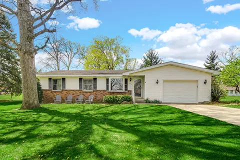 202 E Young St, Hanna, IN 46340