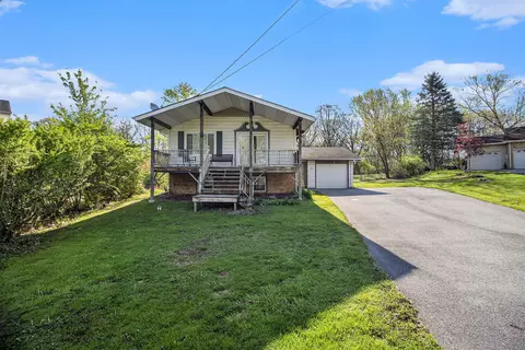 8631 Christopher Dr, Saint John, IN 46373 photo 4
