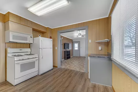 904 E Clark St, Crown Point, IN 46307 photo 6