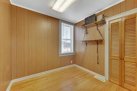904 E Clark St, Crown Point, IN 46307 photo 7
