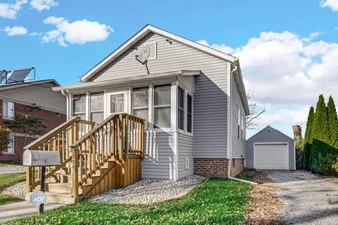 904 E Clark St, Crown Point, IN 46307 photo 1