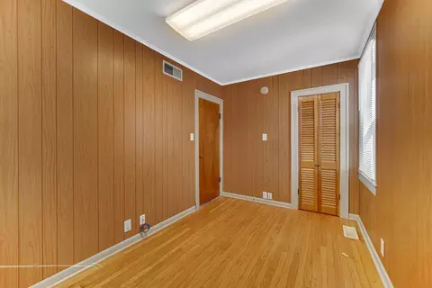 904 E Clark St, Crown Point, IN 46307 photo 9