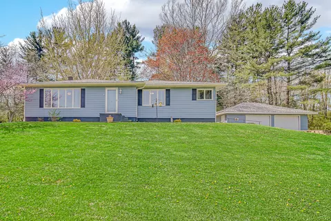 11688 W Snyder Rd, Westville, IN 46391