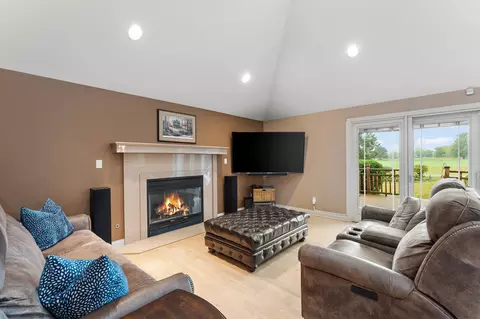 1757 Silver Hawk Dr, Crown Point, IN 46307 photo 10
