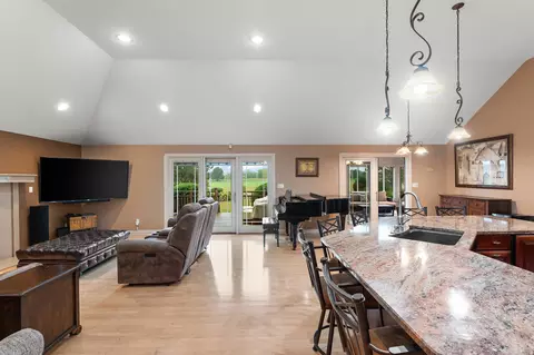 1757 Silver Hawk Dr, Crown Point, IN 46307 photo 9