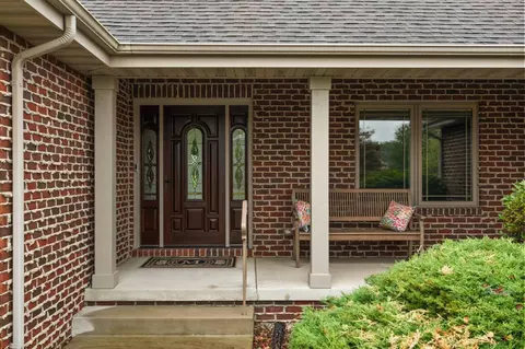 1757 Silver Hawk Dr, Crown Point, IN 46307 photo 4