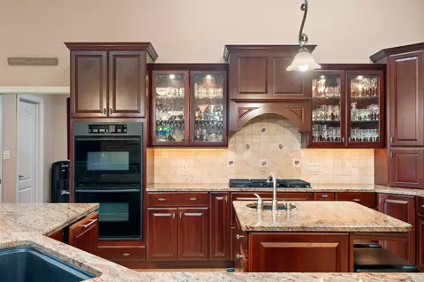 1757 Silver Hawk Dr, Crown Point, IN 46307 photo 17